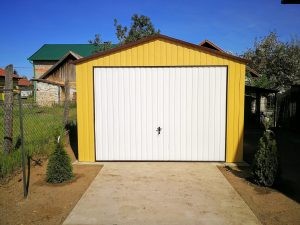 garaż blaszany